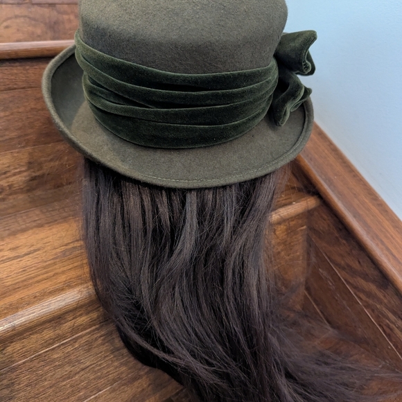 Vintage Designer Gruppo Italiano Green Wool Felt And Velvet Hat - Picture 5 of 9
